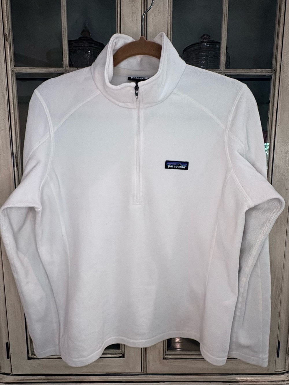 Patagonia White Quarter-Zip Fleece Pullover in EUC Size Medium